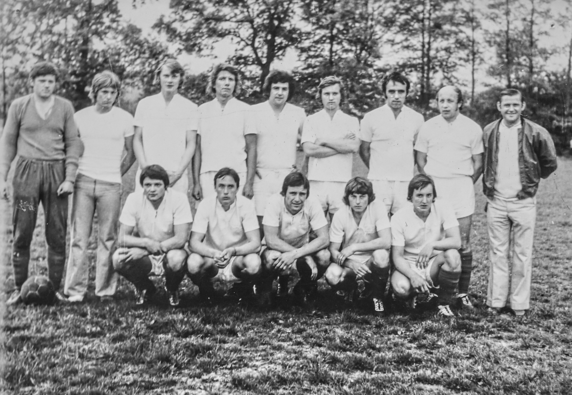 1977